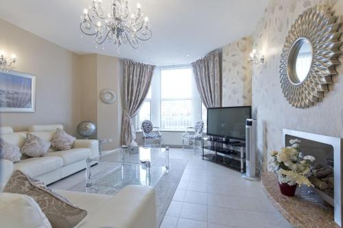 The Champagne Duplex The Beach House *Accredited*
