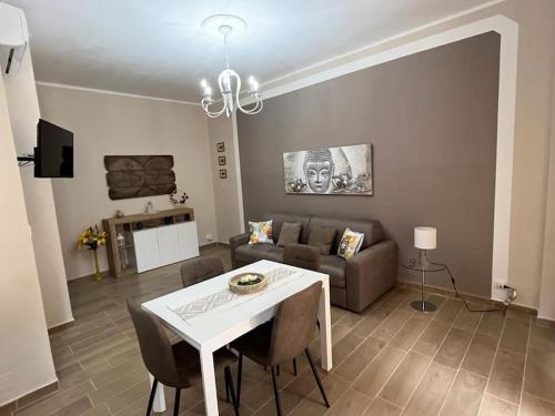ATTICO BRICCARELLO -Intero Appartamento- Air conditioned-Elegant Suite with FREE WIFI, near Inalpi Arena and Sporting Club Torino-Olimpyc Stadium, Turín (fotografie 5)
