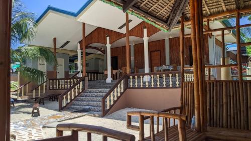 Maya Guest House - Sipaway Island
