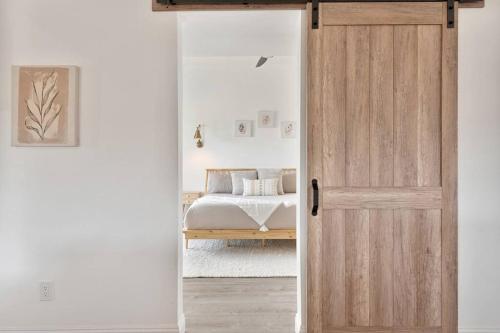 Beautiful newly remodeled home, near JT Park in Joshua Tree, USA