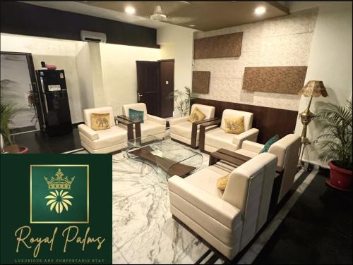 Royal Palms Luxury Service Apartment