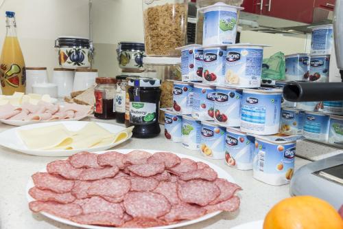 Budapest B&B Bed and Breakfast 3