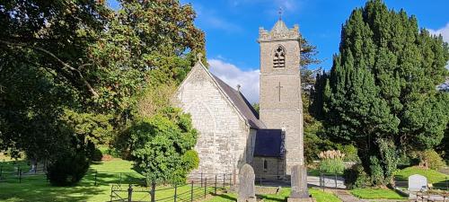 Farnaught Farmhouse Apartment, Lough Rynn, Mohill