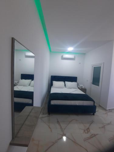 HOTEL MEGNIAR