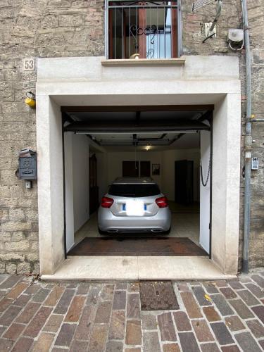 Ch Suite & PrivateParking - Corso 18 Agosto - Apartment in Potenza