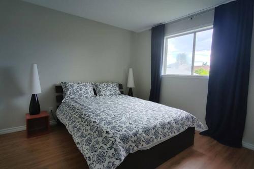 Beautiful 3-bedroom main floor home - Apartment - Calgary