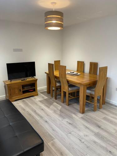 設施, Lovely, Sleeps 8, Parking, Cafe Bars Shops Beach Train, Central Formby in 福姆比