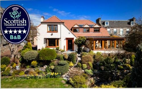 Ailim House Serviced Cottage Escape, around the corner from the Old Course St. Andrews