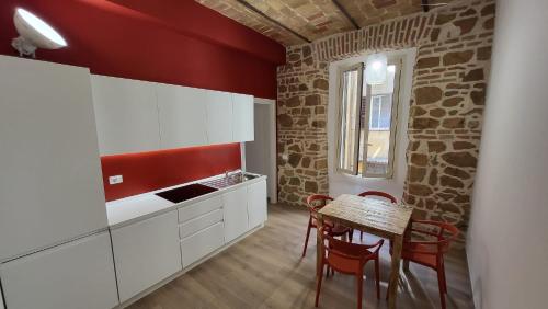 Casa Volsci, 2 camere 2 bagni, Roma centro, Řím