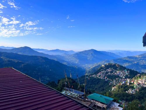 The Sherpa's Abode - image 4