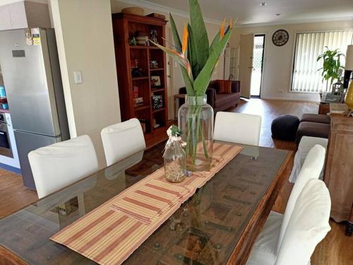 Tingalpa Townhouse Treat