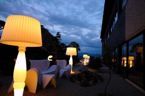 Kilátás, THE CHELSEA BREATH near Takamacu repülőtér