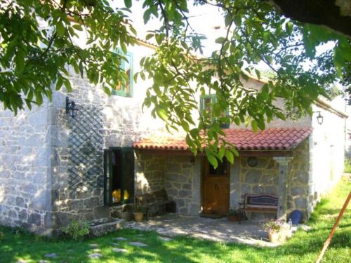  House - 5 Bedrooms - 07486 in 36684 A Estrada