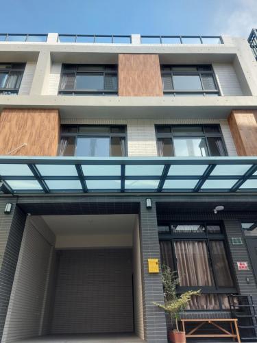 Utvendig, 好日子 in Tianwei