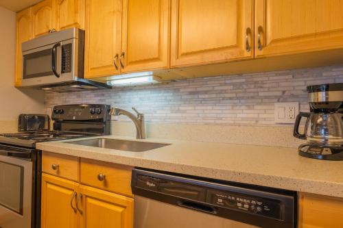 SH402 Summit Condo - image 14