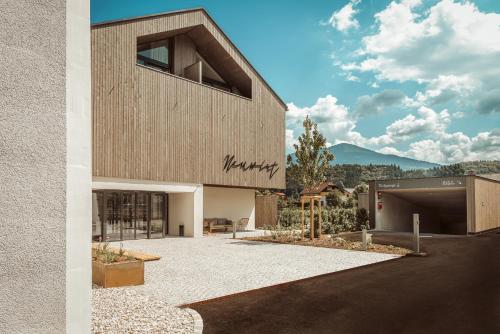 Bejárat, NEUWIRT - Boutiquehotel & Wirtshaus in Bad Vigaun