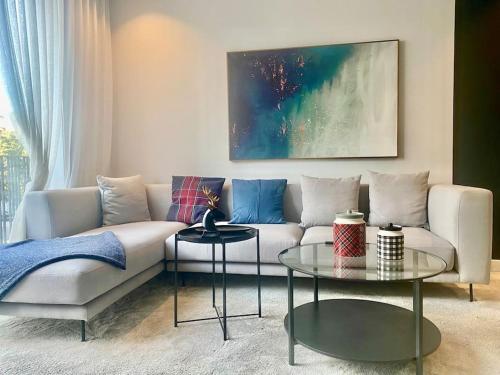 Upscale flat with Gym in Cil