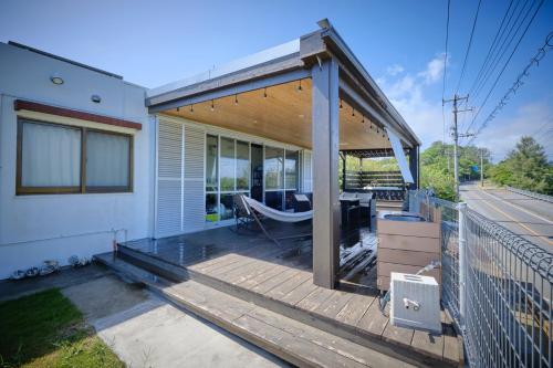 Vista exterior, Beach Side Secret in Ginoza