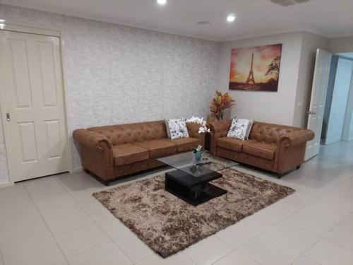 Beautiful home in Harrison with 5 Bedrooms - Jeir