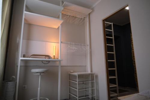 Silti, atjaunoti dzīvokļi tuvu centram - 1st floor, Riga (foto 2)