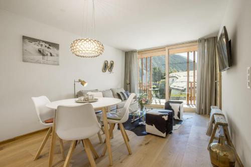 Chesa Muntanella 3 - Apartment - Samedan