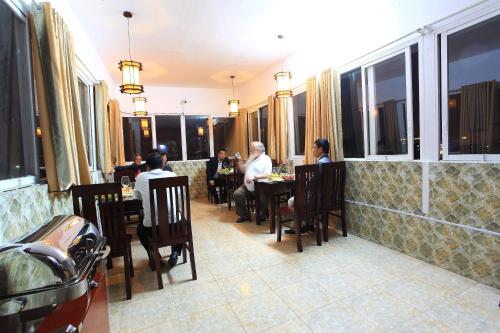 河內豪華酒店 Hanoi Luxury Hotel