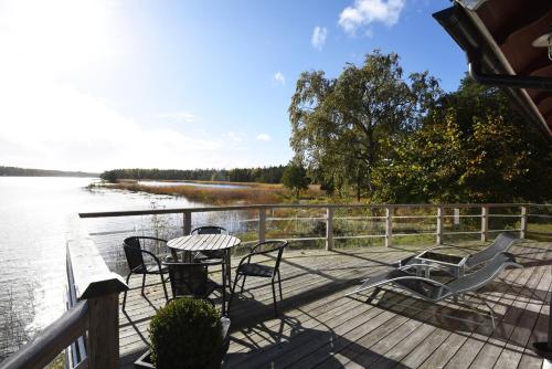 Unique house in Kopmannebro with fantastic lake plot