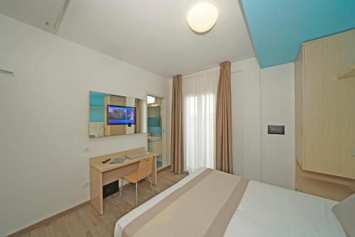 Hotel Strand a frontemare - image 3