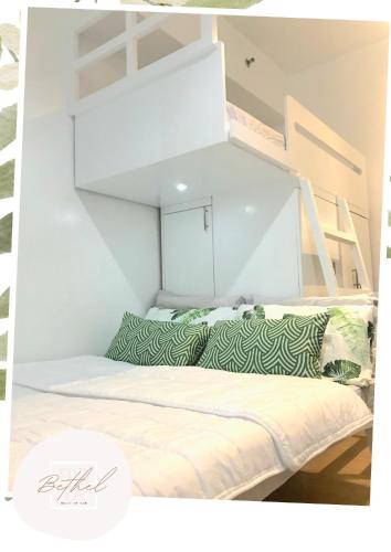 Bethel House, Baras