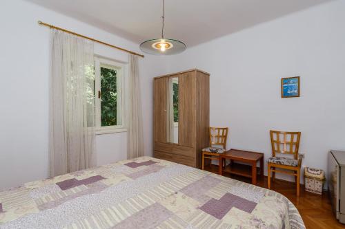 Apartment image 7