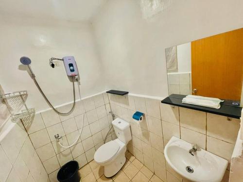 COZY HOTEL EUROPE XL INSPIRED FIBERNET GAMES NETFLIX+CABLE, Manila (photo 9)