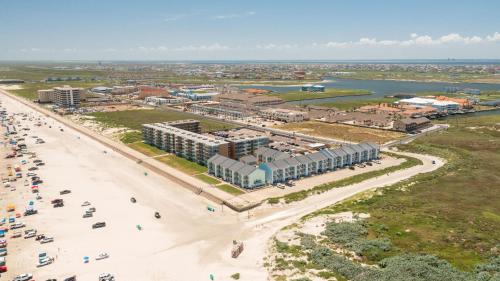 El Constante 216 by Padre Escapes - image 14
