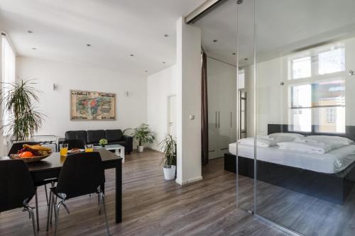 Prague Days - Open-plan Studio with AC near National Theatre - image 12