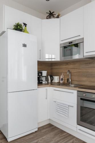 Prague Days - Open-plan Studio with AC near National Theatre - image 14