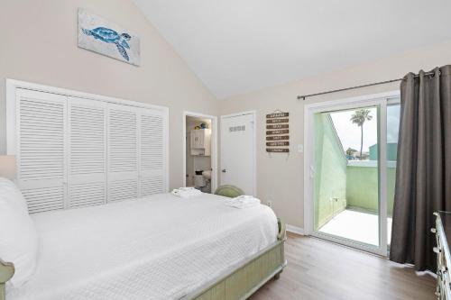 Paradise on the Water 212 by Padre Escapes - image 10