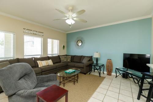Gulf Breeze Escape 804 by Padre Escapes - main image