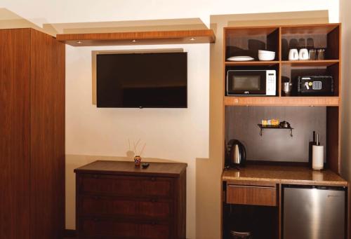 San Juan Suites - image 4