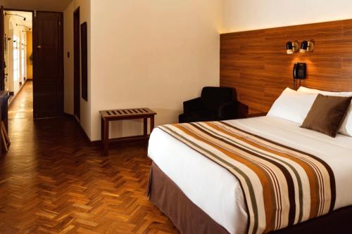 San Juan Suites - image 3