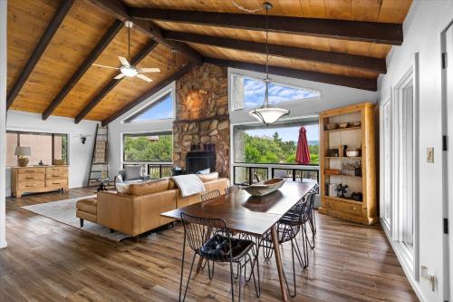 West Sedona House with Deck - Mins to Uptown! - image 9