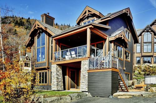 Chalet 27 Chemin Blanc by Les Chalets Alpins in ストーンハム
