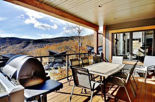 Chalet 27 Chemin Blanc by Les Chalets Alpins in ストーンハム