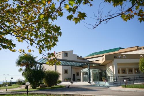 Nefeli Hotel - image 5