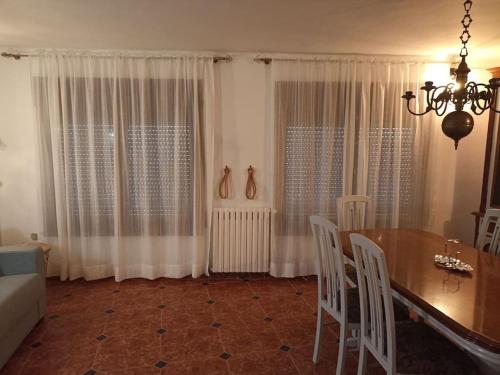 Casa acogedora con barbacoa in Miravet