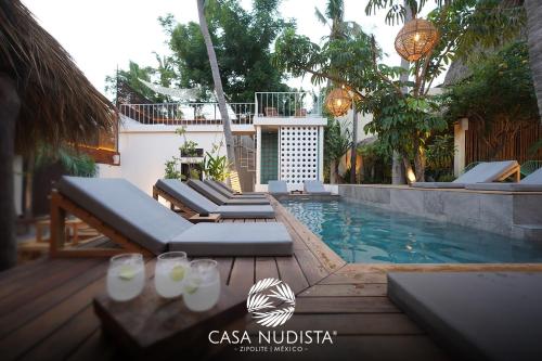 Casa Nudista - LGBT Hotel