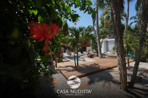 Casa Nudista - LGBT Hotel