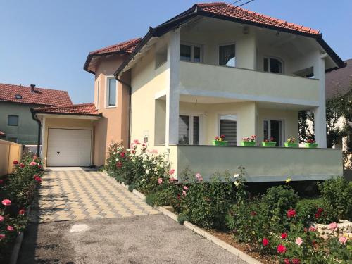 Vila Najla