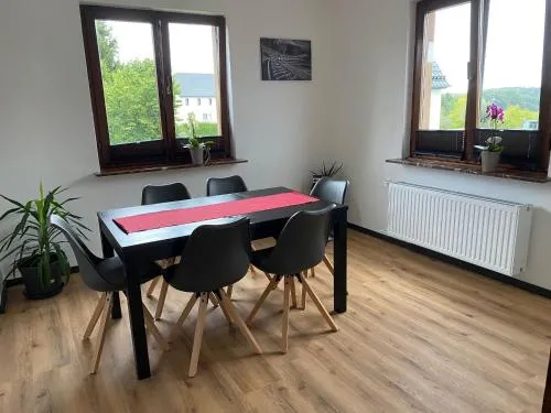 Ringtoys Rooms mit einem Gemeinschaftsbad One bathroom to share with four rooms in Welcherath, Deutschland