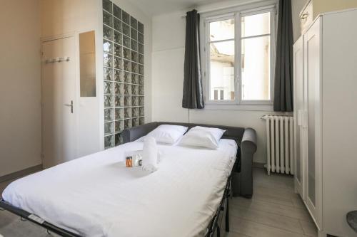 Modern and comfortable studio close to Paris