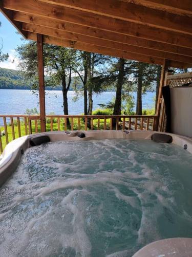 Alison A Romantic Getaway With A Private Hot Tub