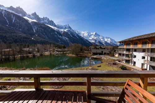 Modern 2BR 5* pool gym spa garage Mont-Blanc view Chamonix